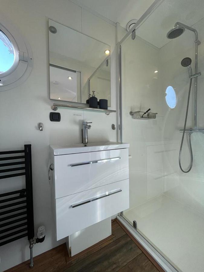 Houseboat Kamperland酒店 外观 照片