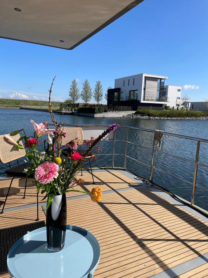Houseboat Kamperland酒店 外观 照片